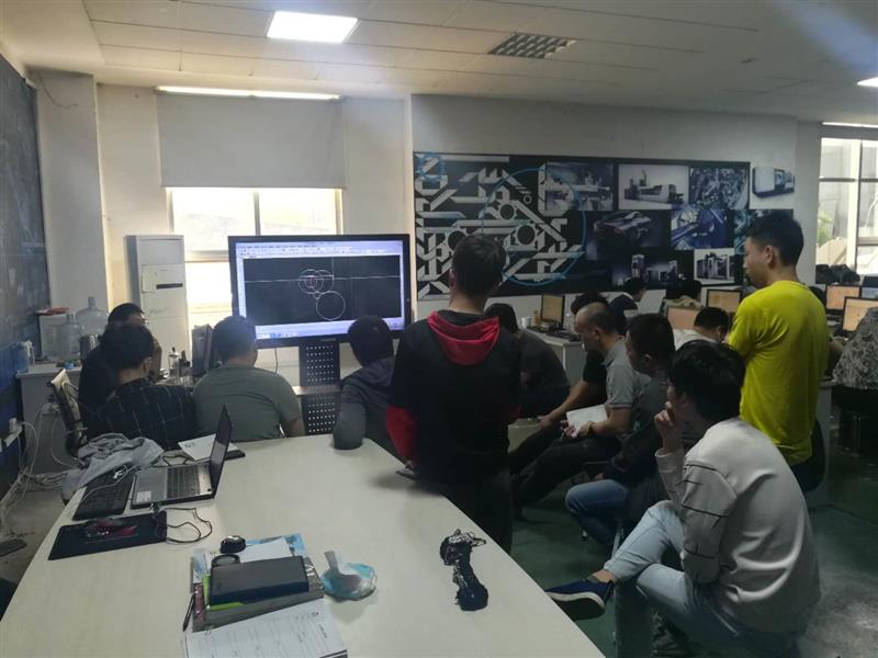 学数控车cnc加工中心UG模具设计机械设计操作编程培训学校