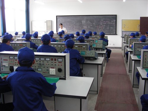 中国洛阳一拖技师学院有哪些优势? 中国洛阳一拖技师学院有哪些优势?